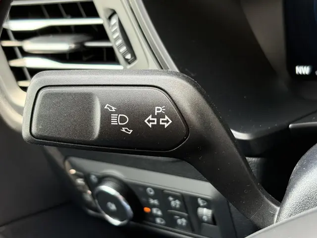 Ford Kuga 2.5 PHEV ST-Line X 2025 Hybride Benzine 22