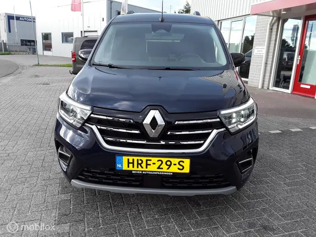 Renault Kangoo Techno TCE 130 pk Automaat 2024 Benzine 2