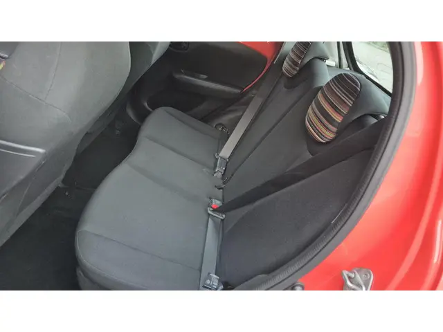 Citroën C1 1.0 e-VTi Feel 2014 Benzine 11