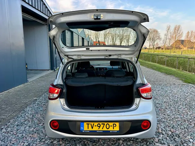 Hyundai i10 1.0i Comfort 2019 Benzine 11