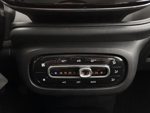 Smart Forfour 1.0 Essential Edition 2015 Benzine 13