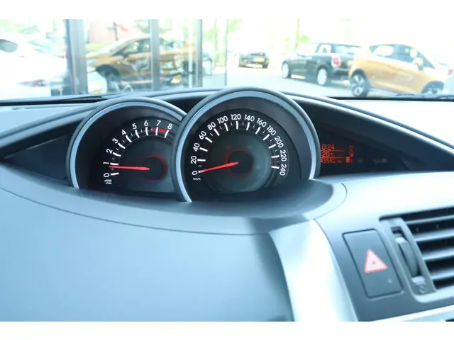 Toyota Verso 1.8 VVT-i BUSINESS AUT. 2013 Benzine 25