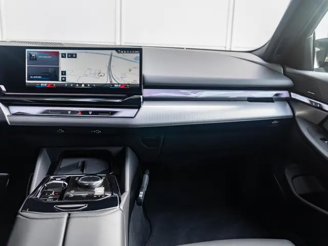 BMW i5 M60 xDrive 2024 Elektrisch 9