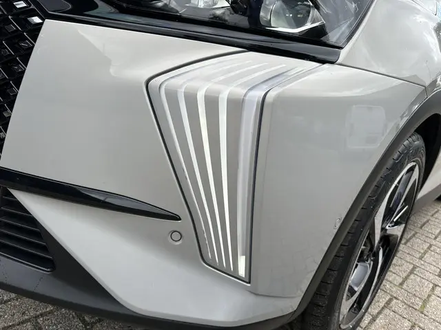 DS DS 7 E-Tense 225 Opéra 2023 Hybride Benzine 38