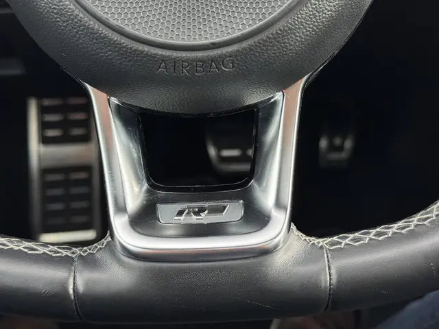 Volkswagen Arteon 2.0 TSI R-Line 2019 Benzine 25
