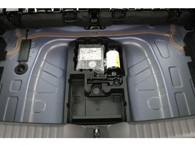 Toyota Aygo X 1.0 VVT-i MT Play 2025 Benzine 32