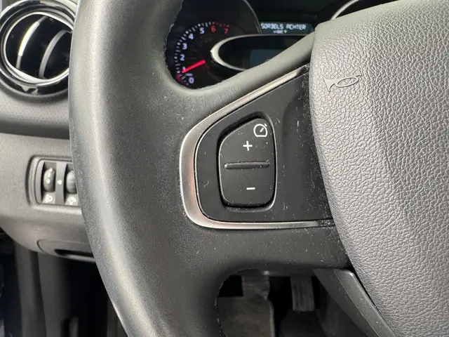 Renault Clio 0.9 TCe Intens 2018 Benzine 16