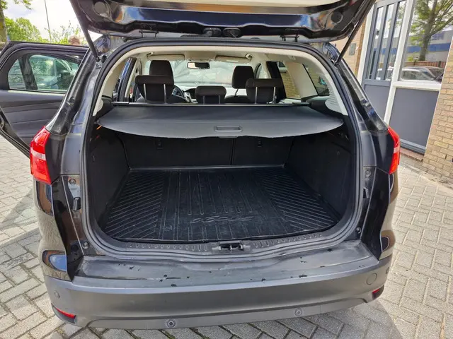 Ford Focus Wagon 1.0 Titanium Edition 2015 Benzine 8