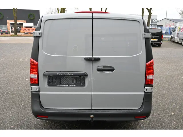 Mercedes-Benz Vito 116 CDI L2 Pro/Select 2024 Diesel 12