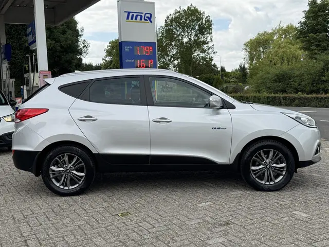 Hyundai ix35 1.6i GDI Go! 2015 Benzine 8