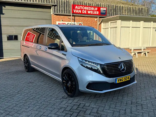 Mercedes-Benz EQV 300 L2 90kWh DC 2020 Elektrisch 3