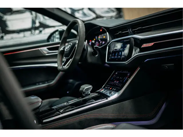Audi RS6 RS 6 TFSI quattro 2022 Hybride Benzine 27