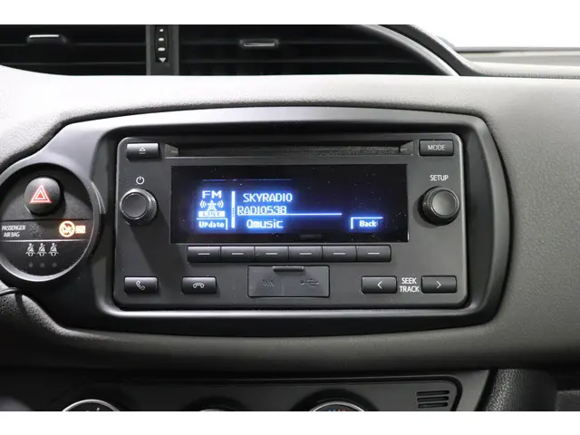 Toyota Yaris 1.0 VVT-i Comfort, 2017 Benzine 34