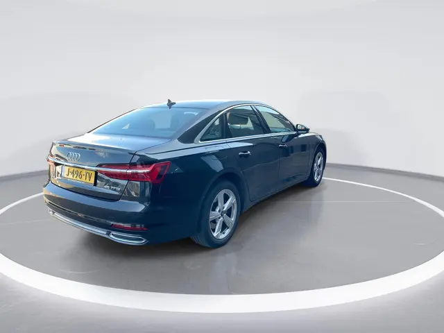 Audi A6 Limousine 45 TFSI Business edition 2020 Benzine 3