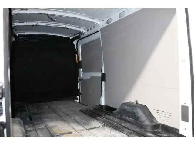 Ford Transit 350 2.0 TDCI 130pk L3 H2 Trend 2020 Diesel 13