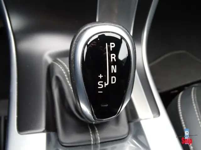 Volvo XC60 2.0 T5 R-Design Automaat. 2017 Benzine 22