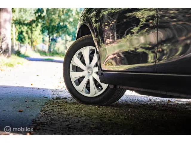 Peugeot 108 1.0 e-VTi Active 2018 Benzine 22