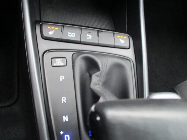 Hyundai i20 1.0 T-GDI Comfort automaat 2022 Benzine 6