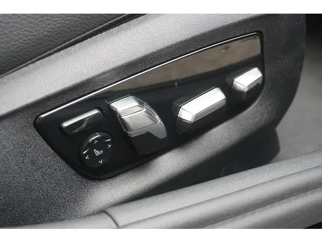 BMW 5 Serie Touring 530e xDrive 2023 Hybride Benzine 17