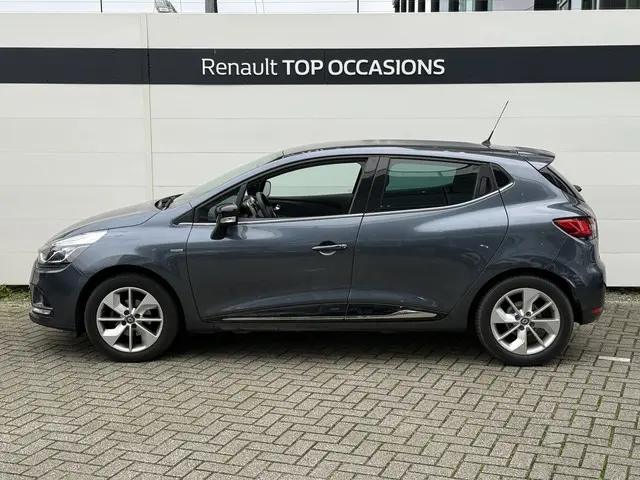 Renault Clio 0.9 TCe Limited 2017 Benzine 15