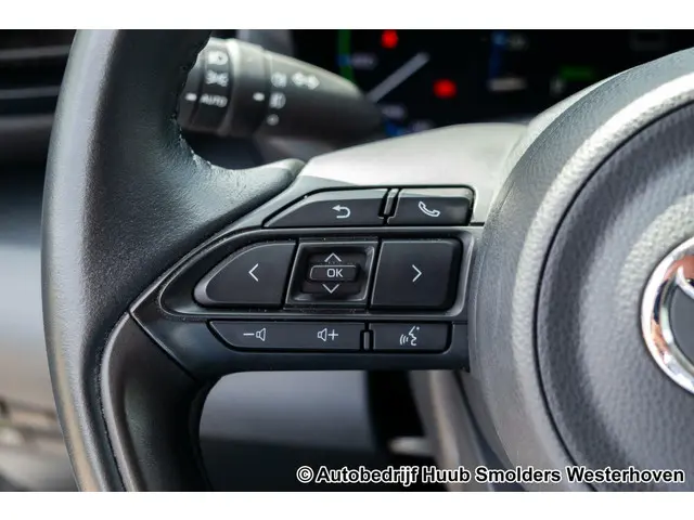 Toyota Yaris Cross 1.5 Hybrid Active 2024 Hybride Benzine 23
