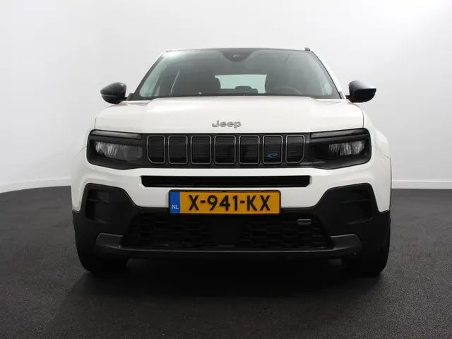 Jeep Avenger Longitude 54 kWh 2023 Elektrisch 4