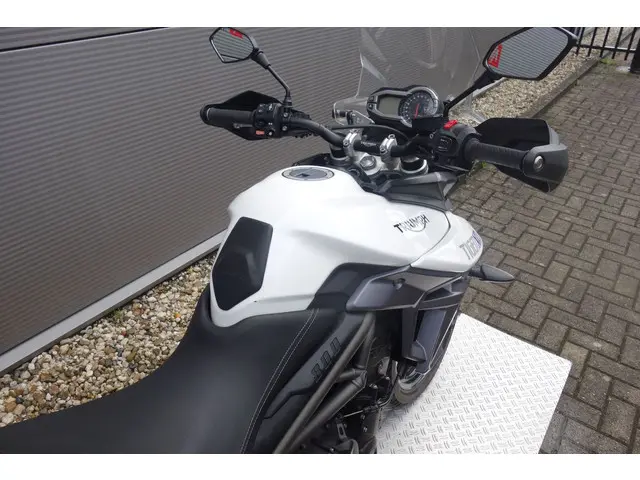 Triumph Tiger  800 XRX 2016 Benzine 13
