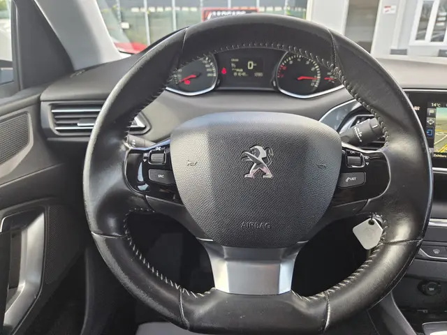 Peugeot 308 SW 1.2 PureTech Blue Lease 2015 Benzine 13