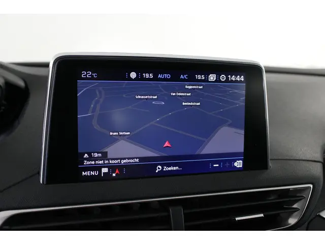 Peugeot 3008 1.2 PureTech GT Line 130 PK. 2017 Benzine 21
