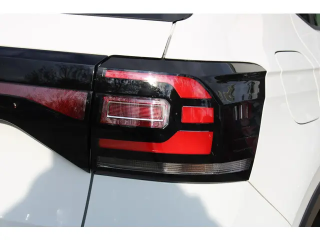 Volkswagen T-Cross 1.0 TSI Life 2021 Benzine 23