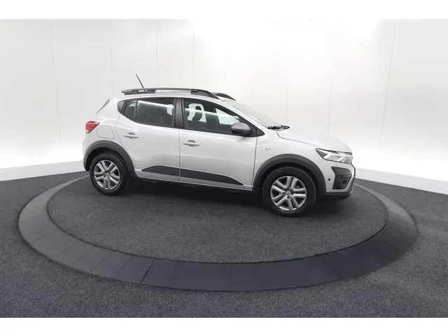 Dacia Sandero Stepway TCe 90 Expression 2023 Benzine 8