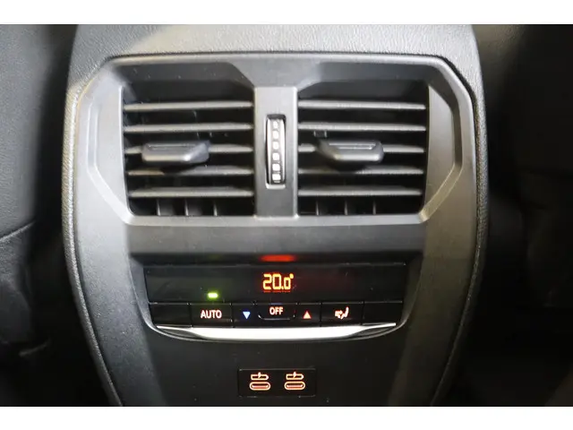BMW i4 eDrive35 2025 Elektrisch 22