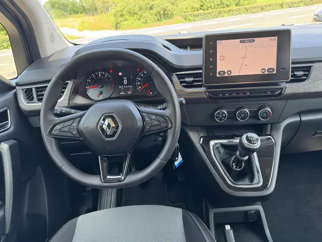Renault Kangoo 1.3 TCe 100 Luxe L1 2022 Benzine 20