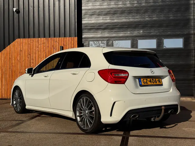 Mercedes-Benz A-Klasse 180 Ambition 2015 Benzine 4