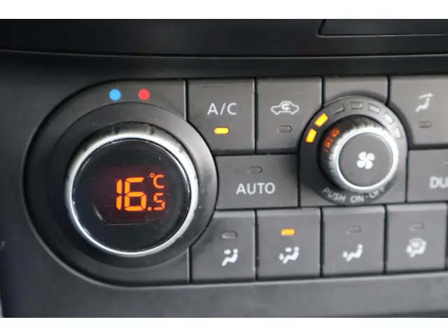 Nissan QASHQAI +2 2.0 Connect Edition 2012 Benzine 29