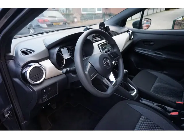 Nissan Micra 1.0L Visia+ 2017 Benzine 9