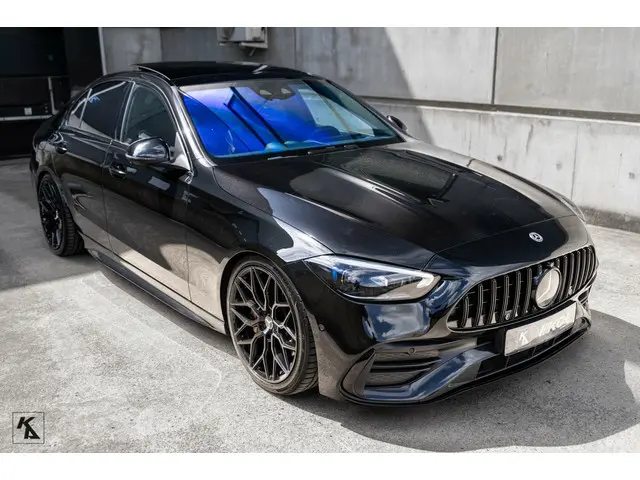 Mercedes-Benz C-Klasse 300 AMG Line 2021 Benzine 67