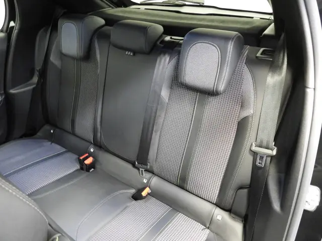 Peugeot e-208 EV GT 350 50 kWh 2022 Elektrisch 33