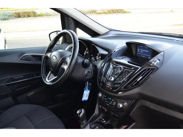 Ford B-MAX 1.0 EcoBoost Titanium 2015 Benzine 2