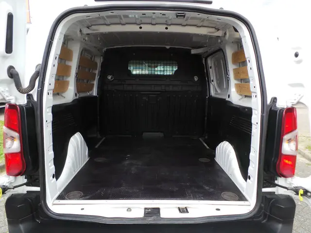 Peugeot Partner 1.6 BlueHDI Pro Schuifdeur 2019 Diesel 16