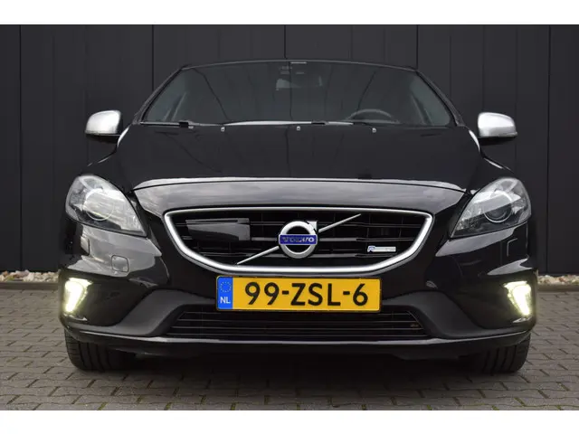 Volvo V40 2.5 T5 255pk Automaat R-Design 2013 Benzine 21