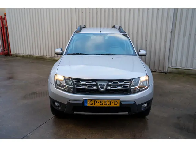Dacia Duster 1.2 TCe 4x2 Lauréate 2015 Benzine 5