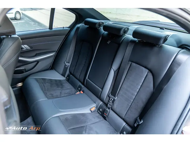 BMW 3 Serie M340i xDrive M-sport 2021 Benzine 20