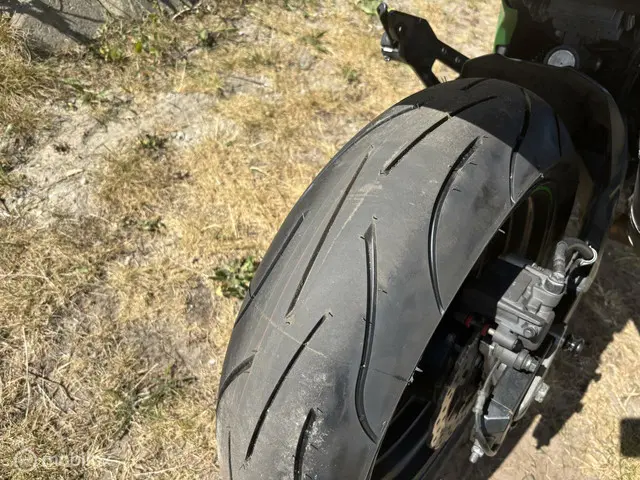 Kawasaki Z800 ABS 2013 Benzine 10