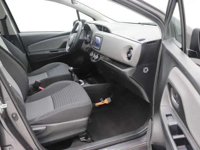 Toyota Yaris 1.0 VVT-i Connect Camera 2020 Benzine 10