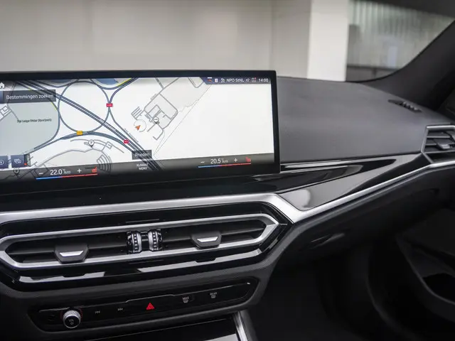 BMW 3 Serie Touring M340i xDrive 2024 Benzine 9