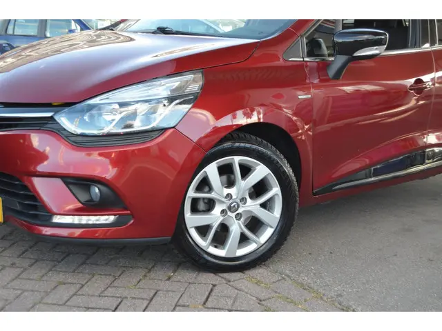 Renault Clio Estate 0.9 TCe Limited 2018 Benzine 4