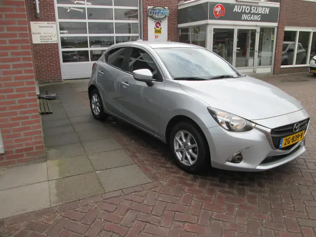 Mazda 2 1.5 Skyactiv-G Sport Selected 2019 Benzine 4
