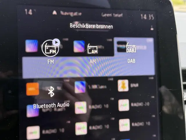 Mitsubishi Colt 1.6 HEV Intense+ 2024 Hybride Benzine 22