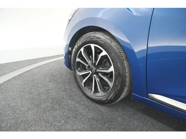 Renault Clio TCe 90 GPF Techno 2024 Benzine 20